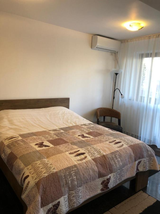 Studio Bed & Breakfast Bucharest Luaran gambar